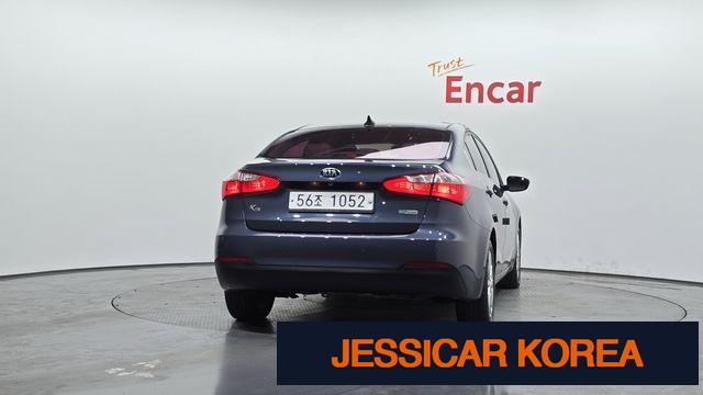 2014 Kia K3 - Thumbnail 11