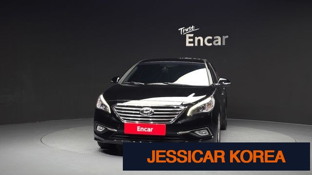 2016 Hyundai LF Sonata - Thumbnail 5
