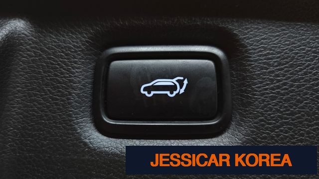 2023 Hyundai The New Santa Fe - Thumbnail 4