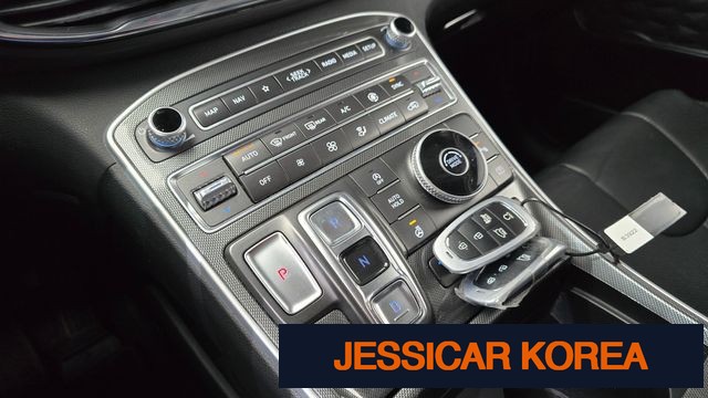 2023 Hyundai The New Santa Fe - Thumbnail 16