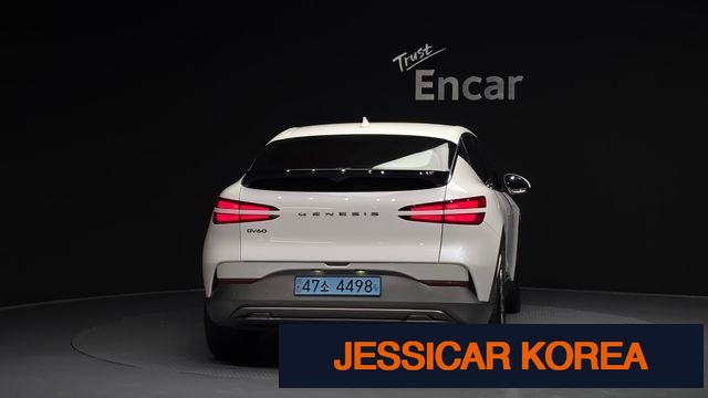 2022 Genesis GV60 - Thumbnail 2