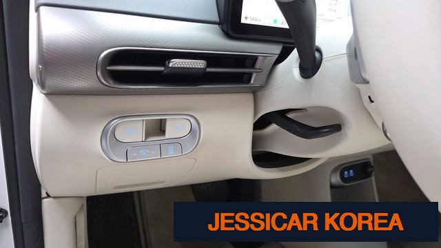 2022 Genesis GV60 - Thumbnail 4