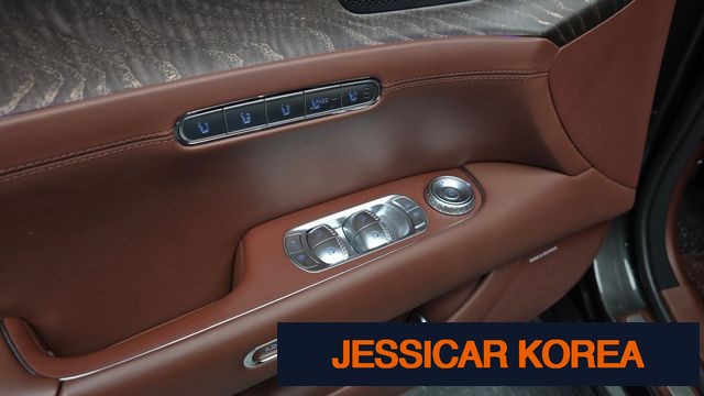 2022 Genesis G90 (RS4) - Thumbnail 8