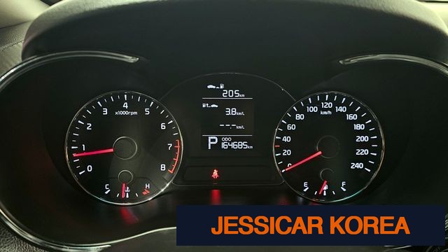 2015 Kia K3 - Thumbnail 12