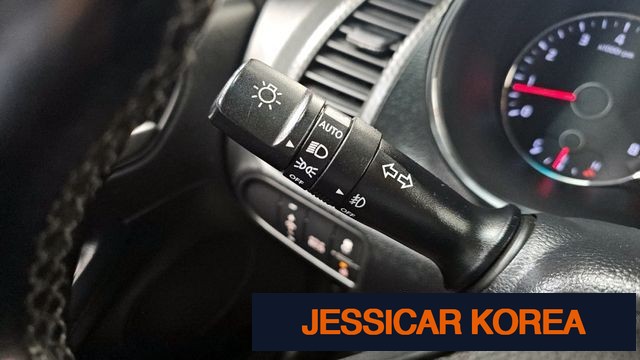 2015 Kia K3 - Thumbnail 17