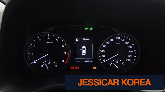 2016 Hyundai Avante AD - Thumbnail 10