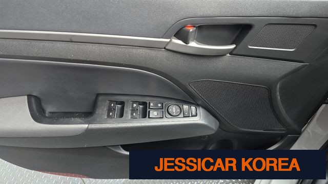 2016 Hyundai Avante AD - Thumbnail 13