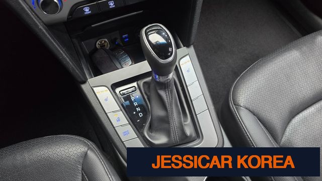 2016 Hyundai Avante AD - Thumbnail 15