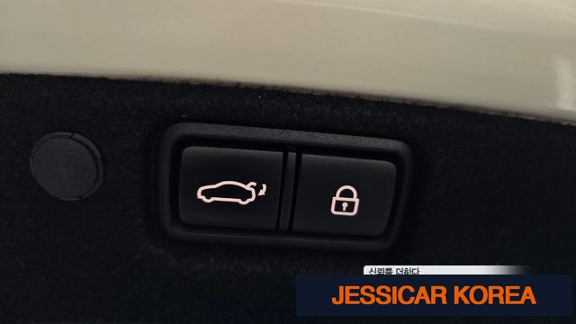 2020 Kia K7 Premier - Thumbnail 6
