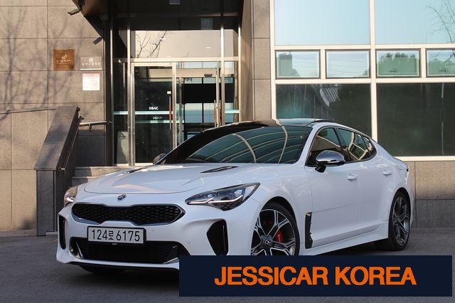 2020 Kia Stinger - Thumbnail 5