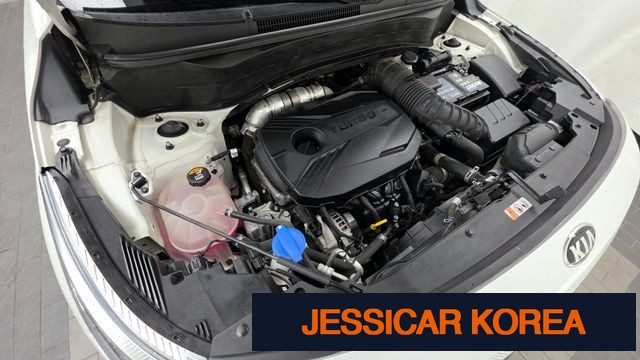 2021 Kia Seltos - Thumbnail 4