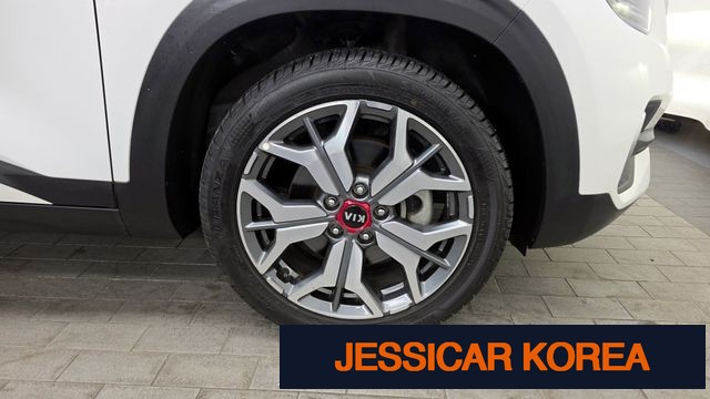 2021 Kia Seltos - Thumbnail 9