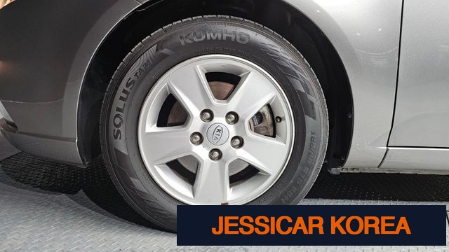 2012 Kia forte - Thumbnail 12