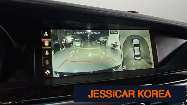 2019 Genesis G90 - Thumbnail 10