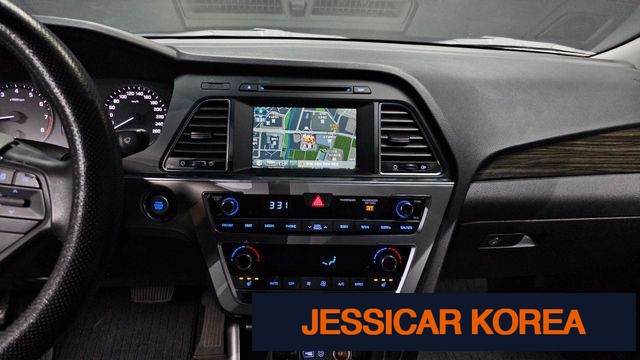 2016 Hyundai LF Sonata - Thumbnail 6