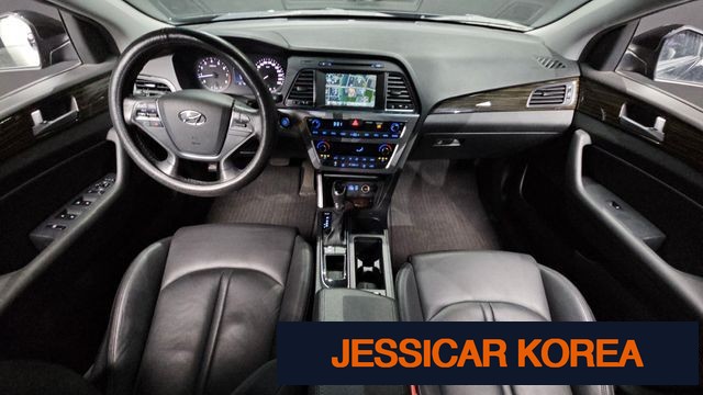 2016 Hyundai LF Sonata - Thumbnail 10