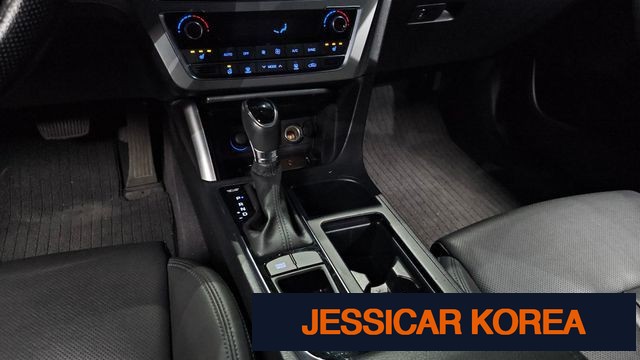 2016 Hyundai LF Sonata - Thumbnail 13