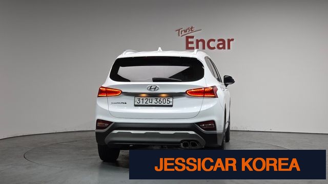 2020 Hyundai Santa Fe TM - Thumbnail 2