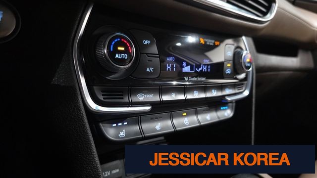 2020 Hyundai Santa Fe TM - Thumbnail 3