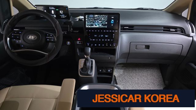 2025 Hyundai Staria - Thumbnail 11