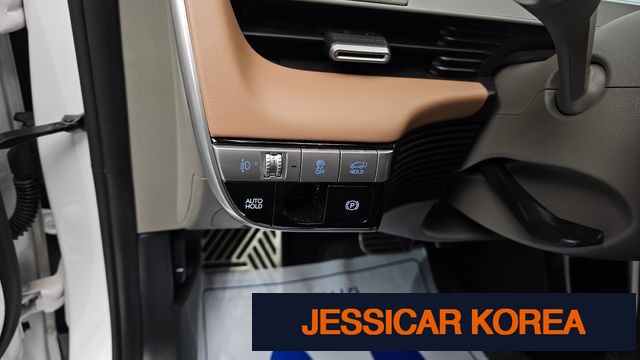 2022 Hyundai Ioniq 5 - Thumbnail 9