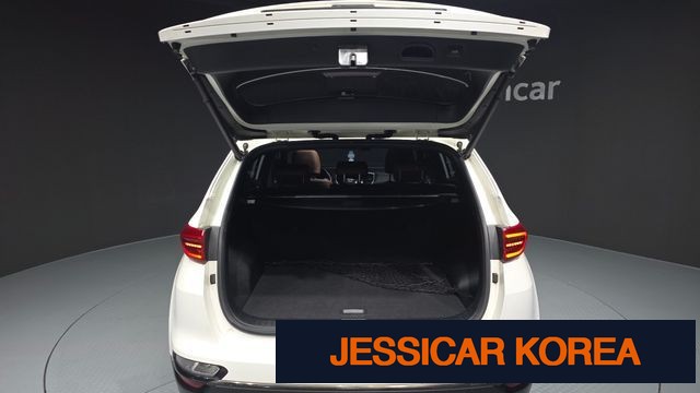 2019 Kia Sportage the bold - Thumbnail 11