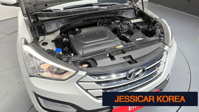 2015 Hyundai Santa Fe DM - Thumbnail 3