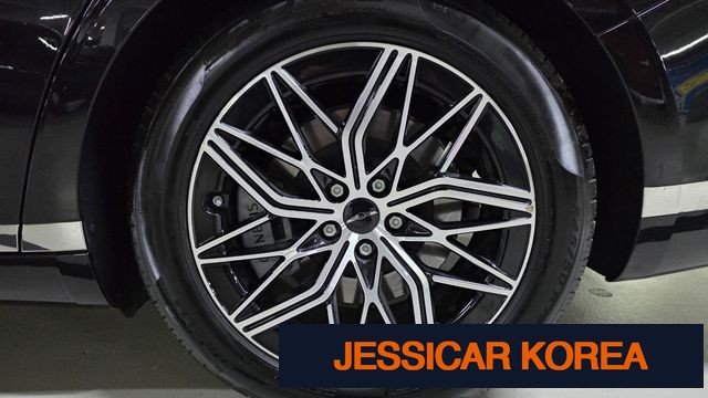 2023 Genesis G90 (RS4) - Thumbnail 8