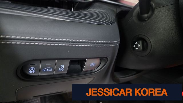2023 Genesis G90 (RS4) - Thumbnail 17