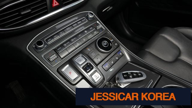 2021 Hyundai The New Santa Fe - Thumbnail 2