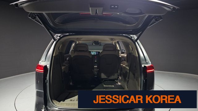 2023 Kia Carnival 4th Gen - Thumbnail 9