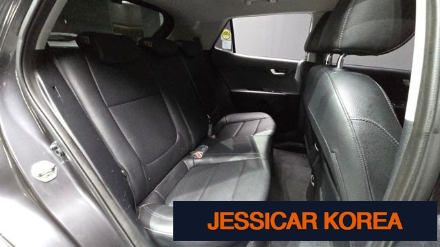2019 Kia stonic - Thumbnail 15
