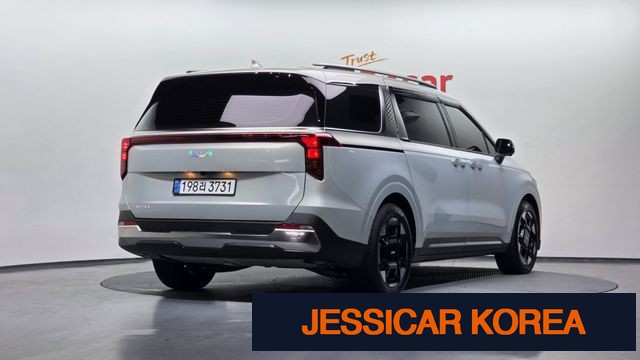 2025 Kia The New Carnival 4th generation - Thumbnail 2