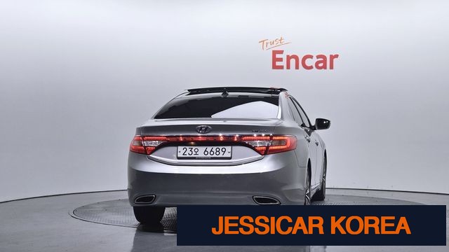 2014 Hyundai Grandeur HG - Thumbnail 3