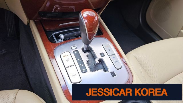 2012 Hyundai Genesis - Thumbnail 15