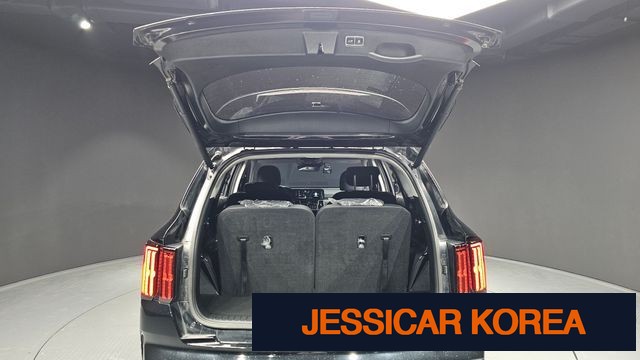 2023 Kia Sorento 4th Gen - Thumbnail 13