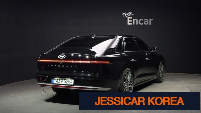 2023 Hyundai Grandeur (GN7) - Thumbnail 13
