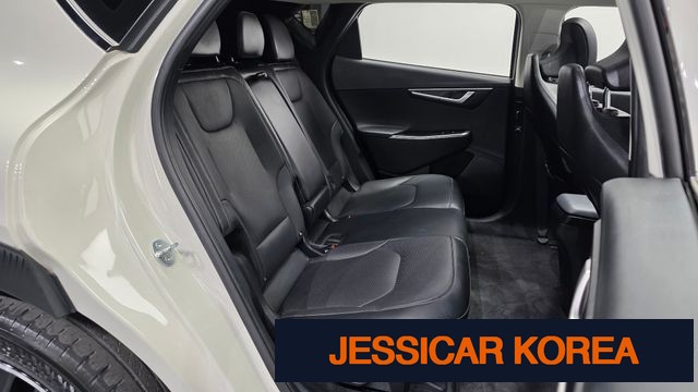 2022 Kia EV6 - Thumbnail 7