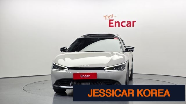 2022 Kia EV6 - Thumbnail 10