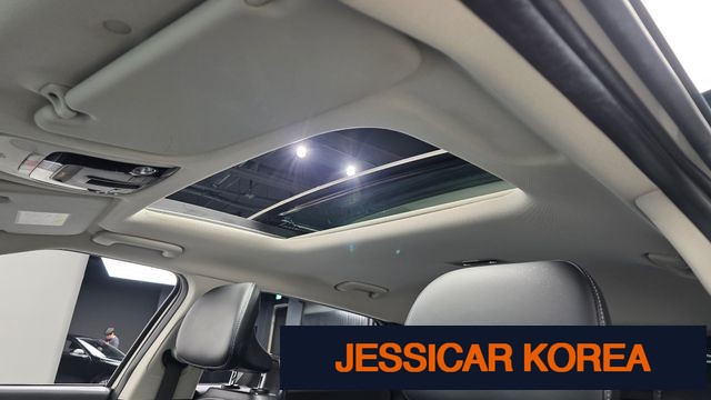2022 Kia EV6 - Thumbnail 16