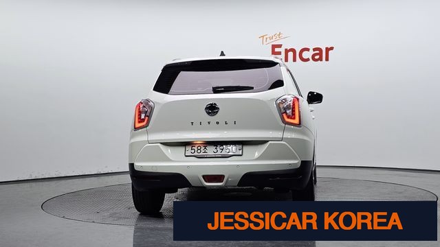 2017 KG Mobility Tivoli - Thumbnail 10