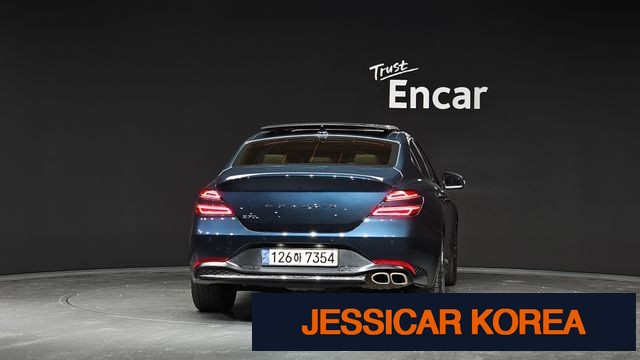 2022 Genesis The New G70 - Thumbnail 8