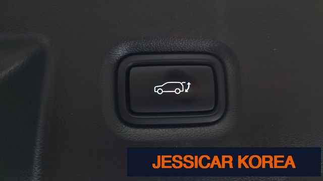 2022 Hyundai Ioniq 5 - Thumbnail 2