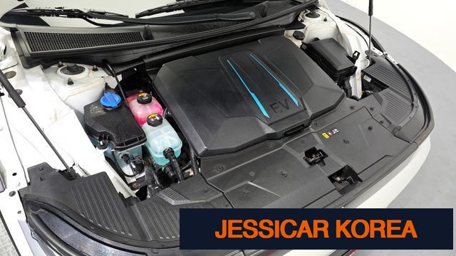 2022 Hyundai Ioniq 5 - Thumbnail 6