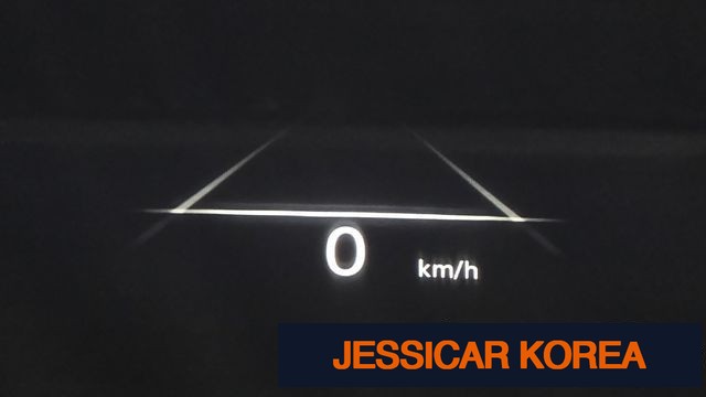2023 Genesis GV70 - Thumbnail 13
