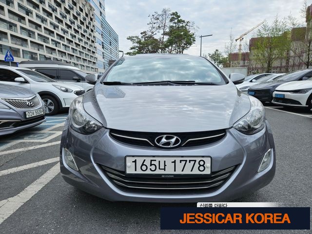 2012 Hyundai Avante MD - Thumbnail 8