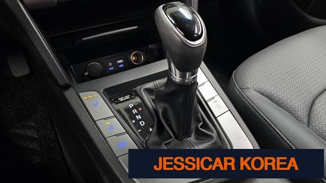 2017 Hyundai Avante AD - Thumbnail 10