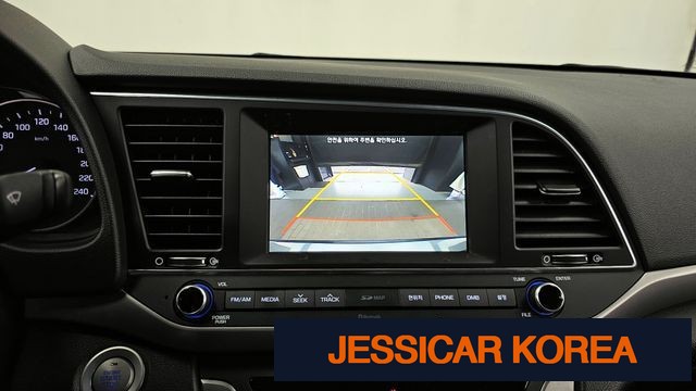 2017 Hyundai Avante AD - Thumbnail 16