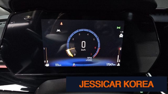 2025 Chevrolet Trax Crossover - Thumbnail 4