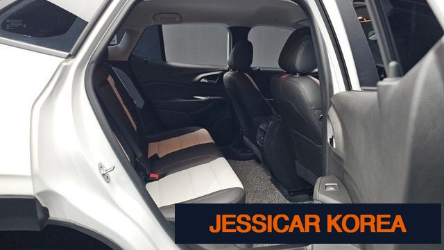 2025 Chevrolet Trax Crossover - Thumbnail 16